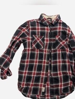 Vans Mens plaid flannel in red and black, size small